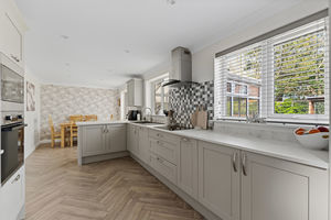 Photo 14- click for photo gallery